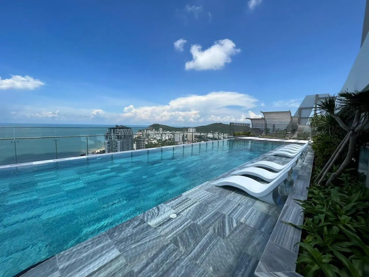 Tue Lam Homestay - The Song Vung Tau Vietnam