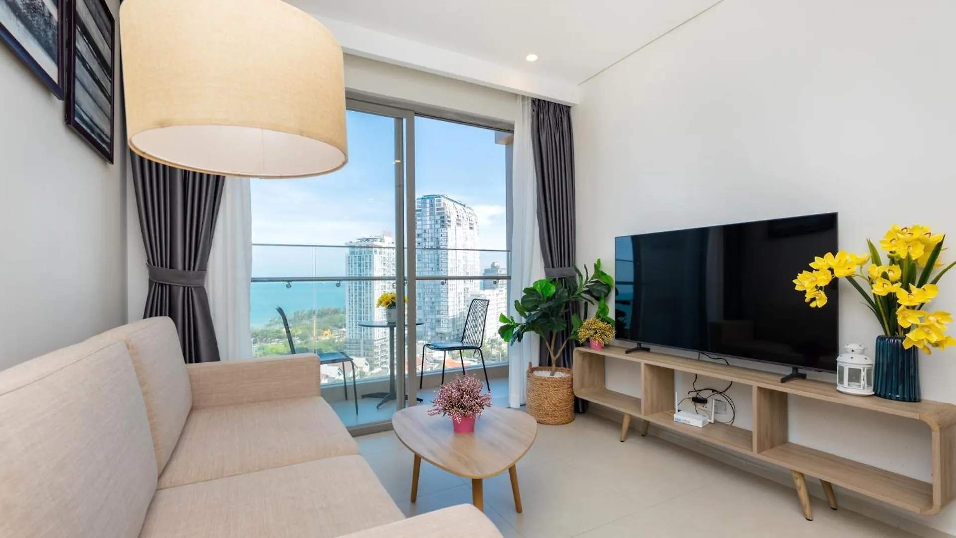 Tue Lam Homestay - The Song Vung Tau Apartment